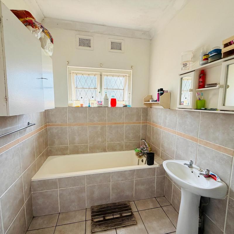 4 Bedroom Property for Sale in Sea View KwaZulu-Natal