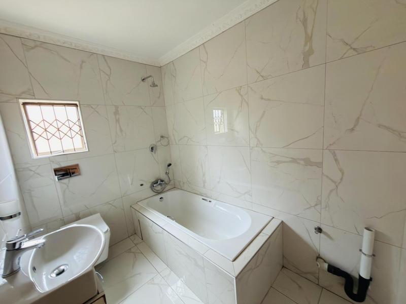 2 Bedroom Property for Sale in Inanda KwaZulu-Natal