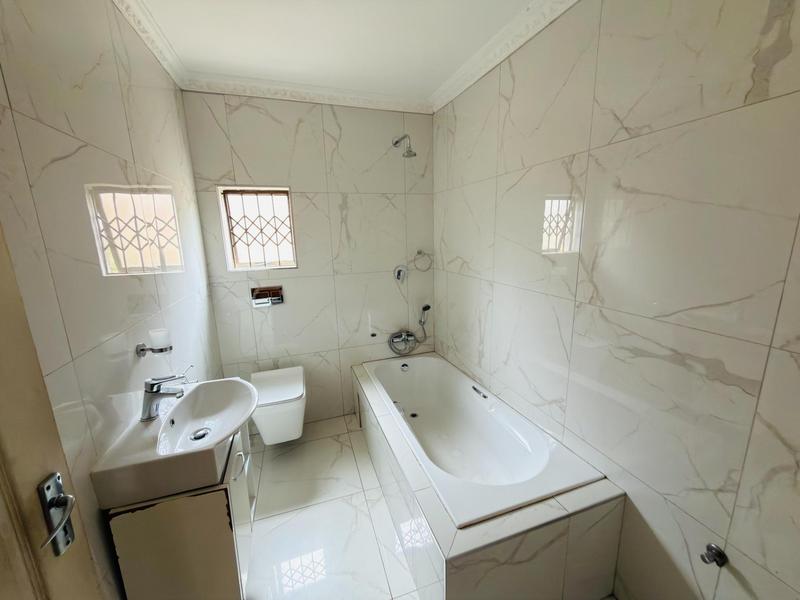 2 Bedroom Property for Sale in Inanda KwaZulu-Natal