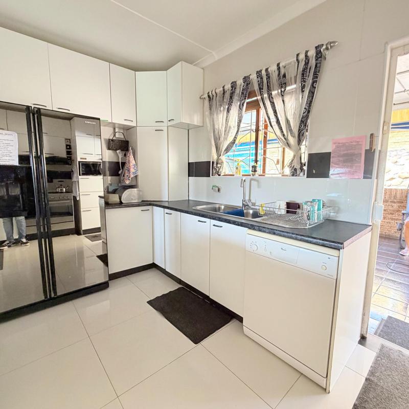 3 Bedroom Property for Sale in New Dawn Park KwaZulu-Natal