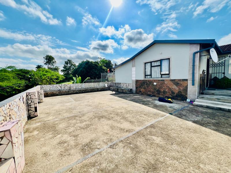 4 Bedroom Property for Sale in Castlehill KwaZulu-Natal