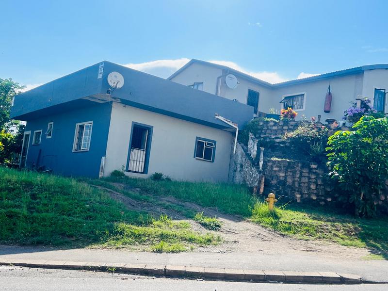 4 Bedroom Property for Sale in Castlehill KwaZulu-Natal