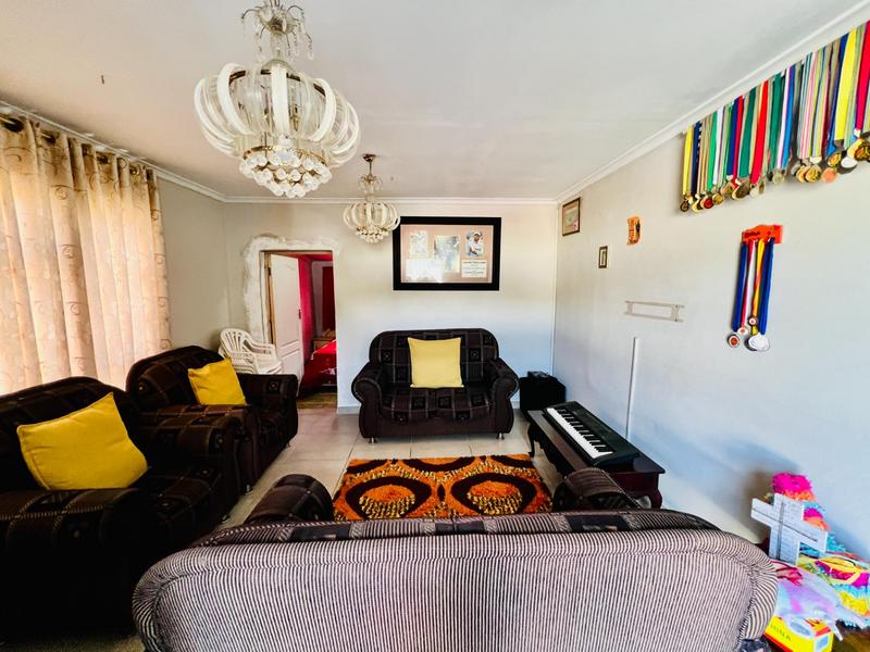 4 Bedroom Property for Sale in Castlehill KwaZulu-Natal