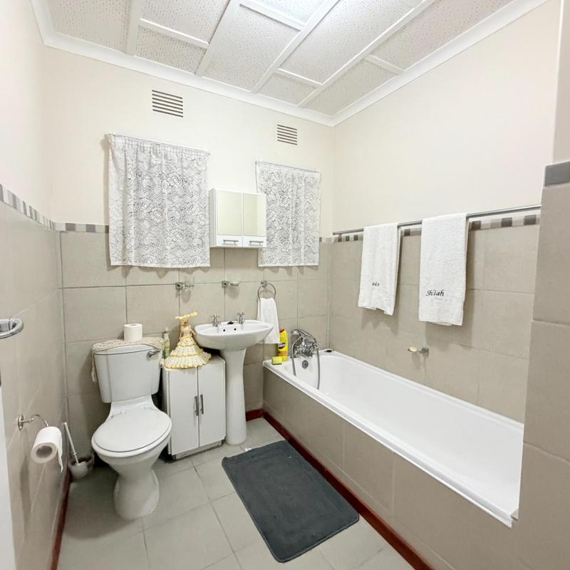 4 Bedroom Property for Sale in Padfield Park KwaZulu-Natal