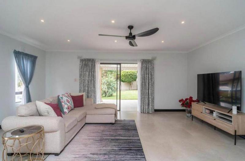 To Let 2 Bedroom Property for Rent in Dawncliffe KwaZulu-Natal