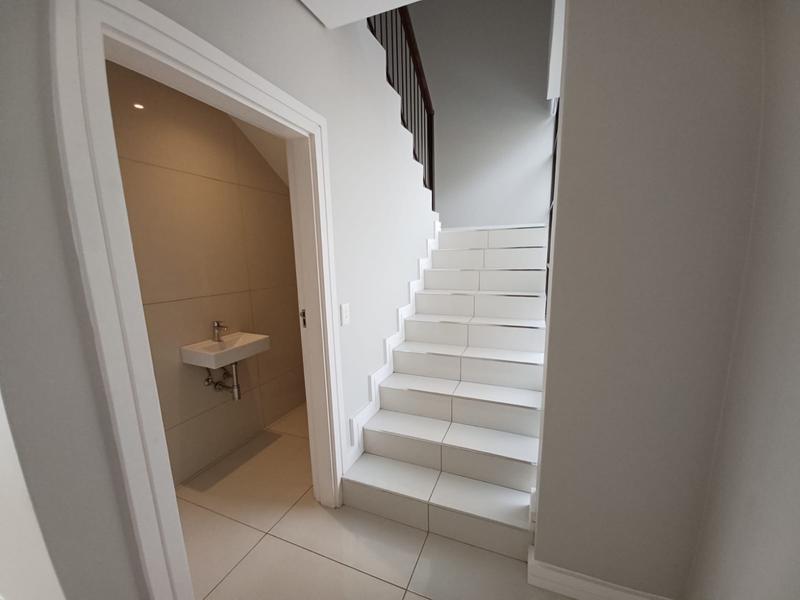 4 Bedroom Property for Sale in Izinga KwaZulu-Natal