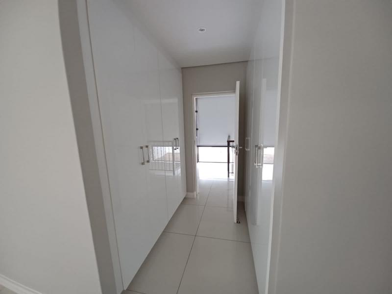 4 Bedroom Property for Sale in Izinga KwaZulu-Natal