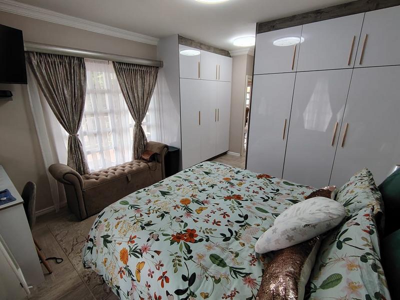3 Bedroom Property for Sale in Sunningdale KwaZulu-Natal