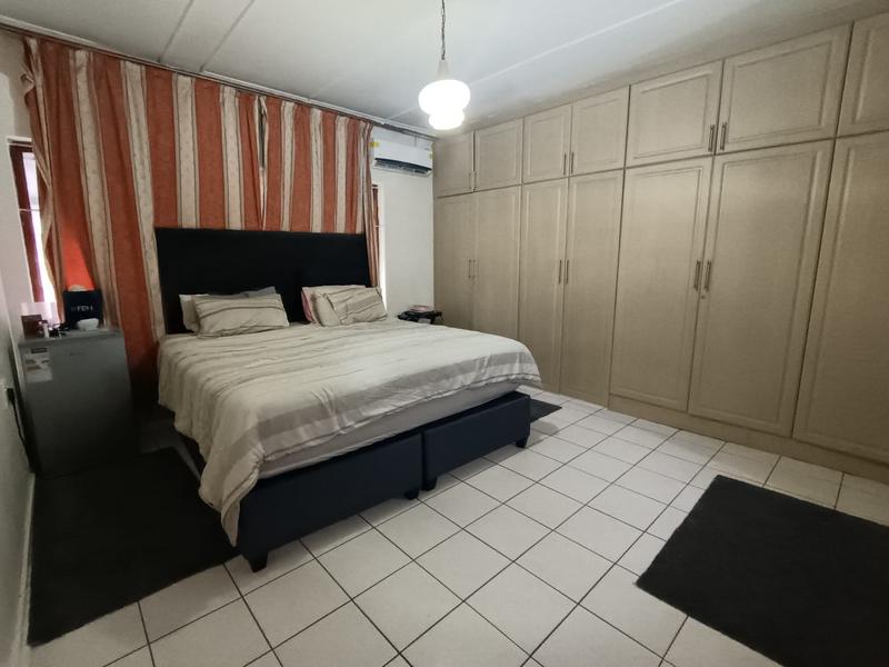 4 Bedroom Property for Sale in Riyadh KwaZulu-Natal