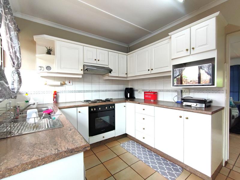 3 Bedroom Property for Sale in Hayfields KwaZulu-Natal