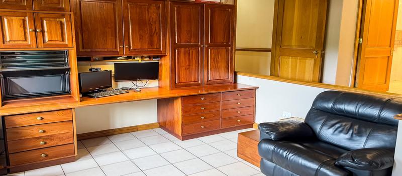 4 Bedroom Property for Sale in Leonard KwaZulu-Natal