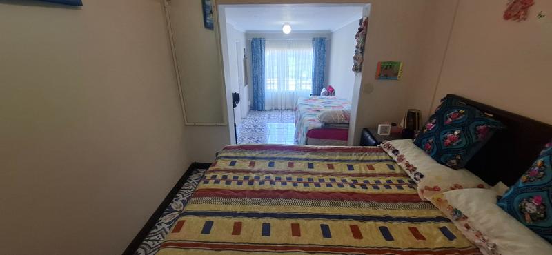 5 Bedroom Property for Sale in Manor KwaZulu-Natal