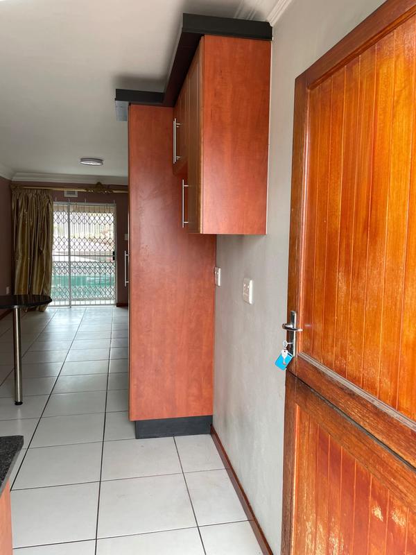To Let 2 Bedroom Property for Rent in Bluff KwaZulu-Natal