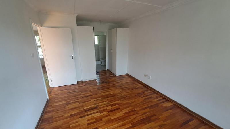 To Let 3 Bedroom Property for Rent in Sherwood KwaZulu-Natal