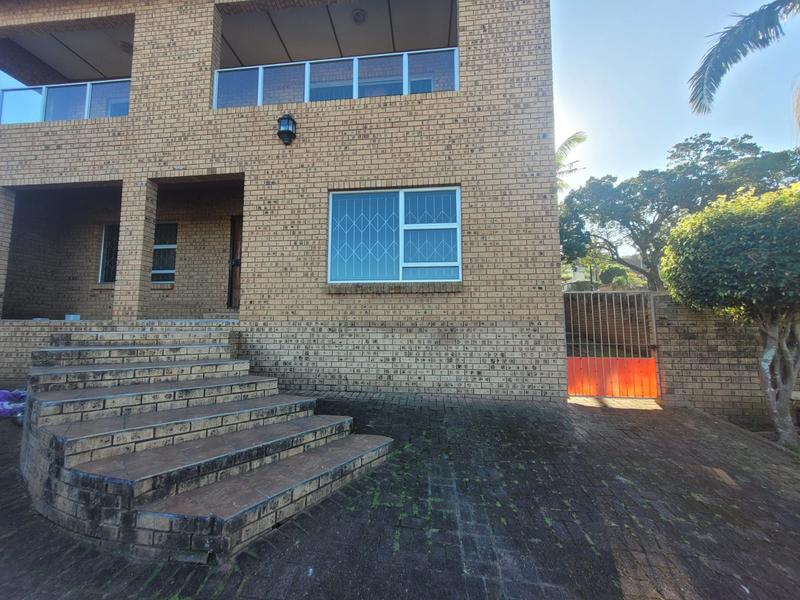 4 Bedroom Property for Sale in Manaba Beach KwaZulu-Natal