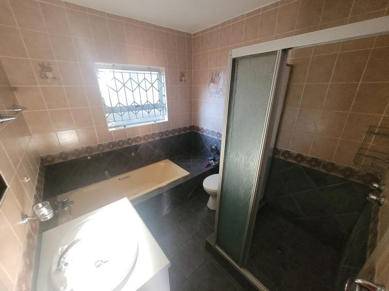 4 Bedroom Property for Sale in Manaba Beach KwaZulu-Natal