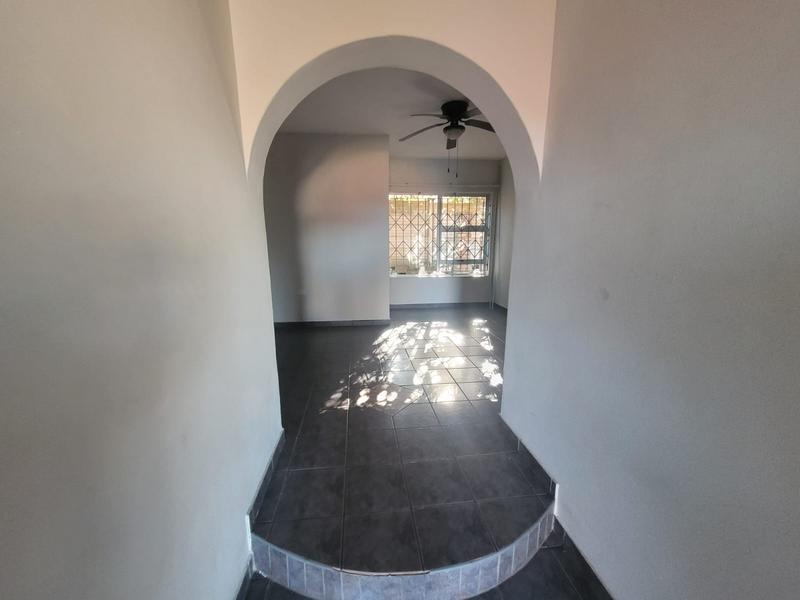 4 Bedroom Property for Sale in Manaba Beach KwaZulu-Natal