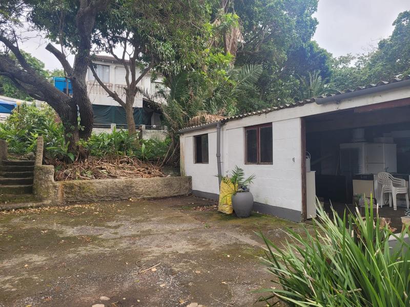 10 Bedroom Property for Sale in Manaba Beach KwaZulu-Natal