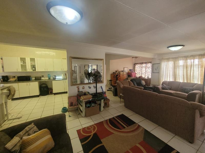 10 Bedroom Property for Sale in Manaba Beach KwaZulu-Natal