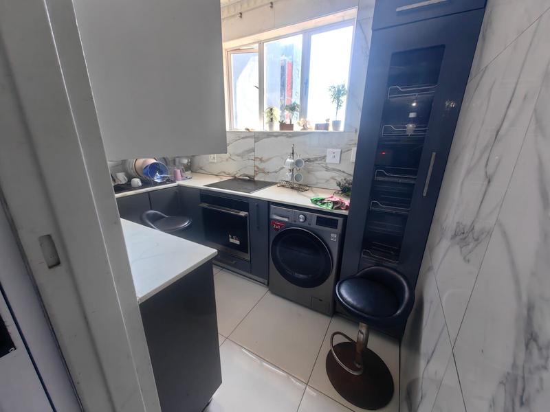 To Let 2 Bedroom Property for Rent in South Beach KwaZulu-Natal