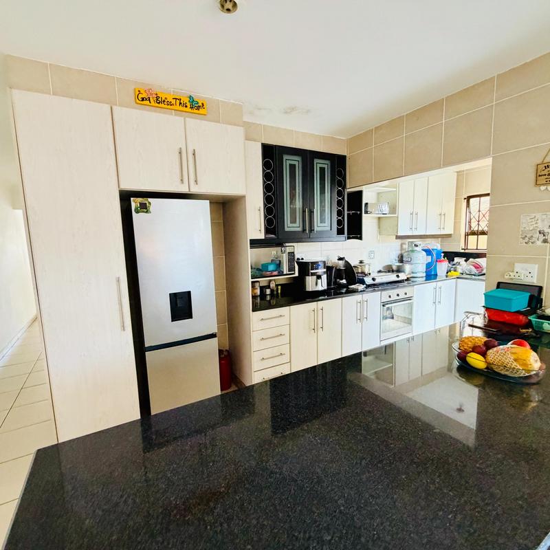 2 Bedroom Property for Sale in Austerville KwaZulu-Natal