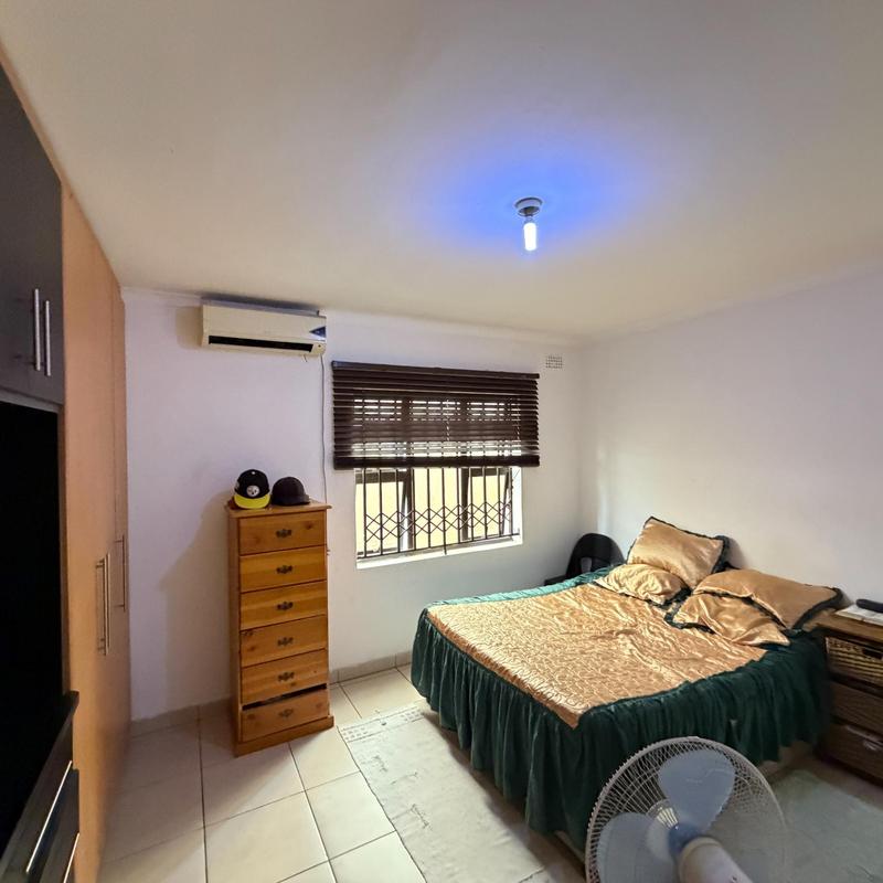 2 Bedroom Property for Sale in Austerville KwaZulu-Natal