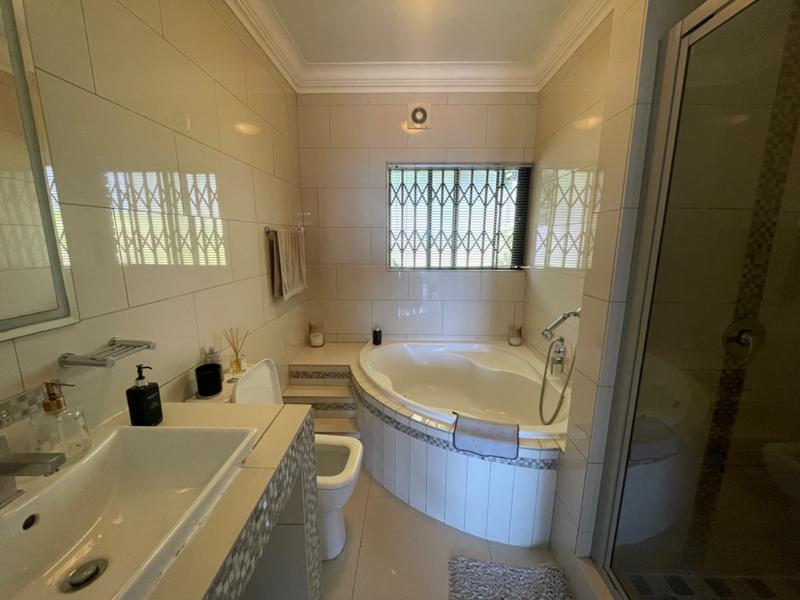 3 Bedroom Property for Sale in Umhlanga KwaZulu-Natal