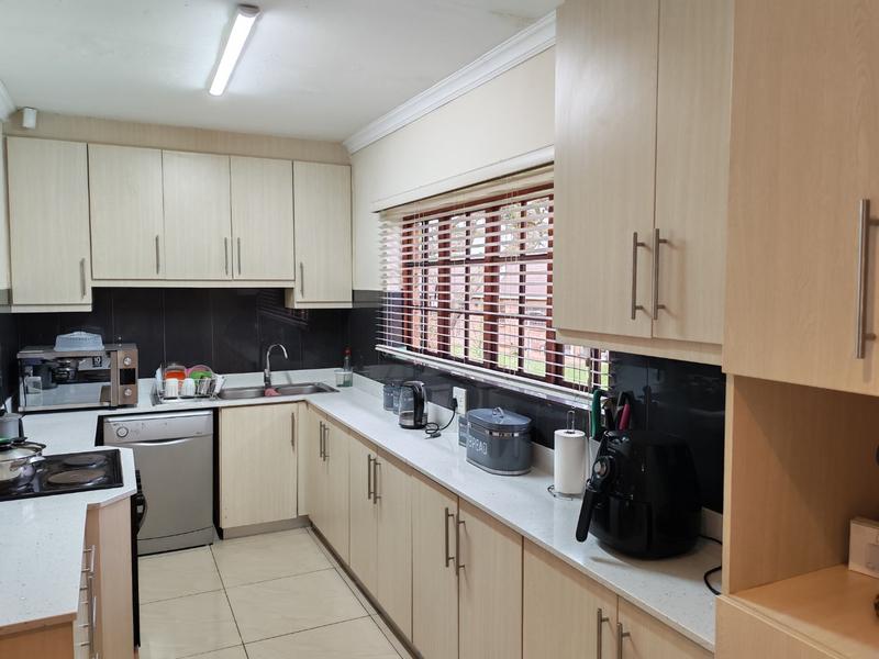 2 Bedroom Property for Sale in Hayfields KwaZulu-Natal
