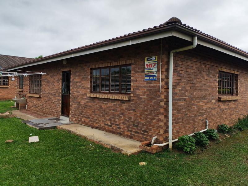 2 Bedroom Property for Sale in Hayfields KwaZulu-Natal