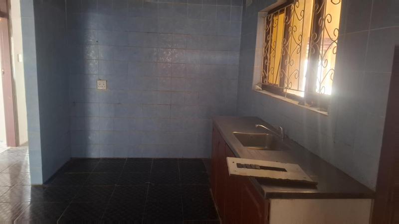 5 Bedroom Property for Sale in Kharwastan KwaZulu-Natal