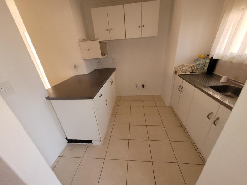 To Let 2 Bedroom Property for Rent in Overport KwaZulu-Natal