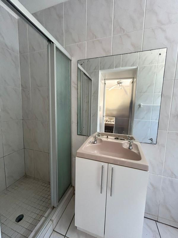 4 Bedroom Property for Sale in Uvongo KwaZulu-Natal