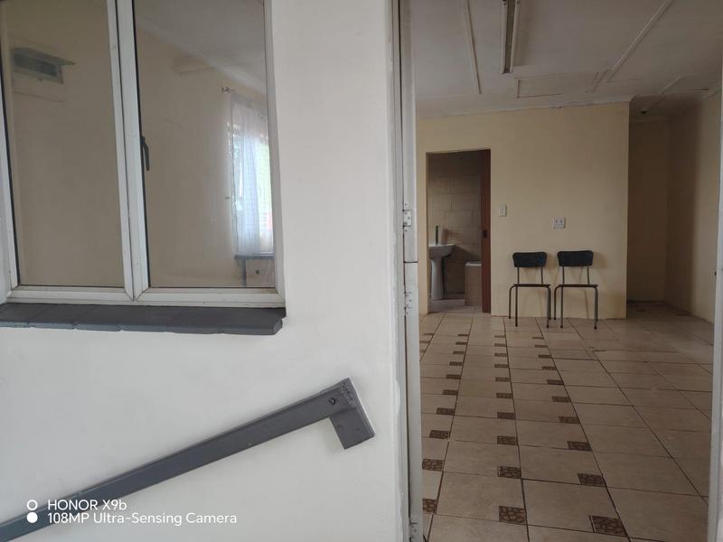 To Let 2 Bedroom Property for Rent in Moorton KwaZulu-Natal