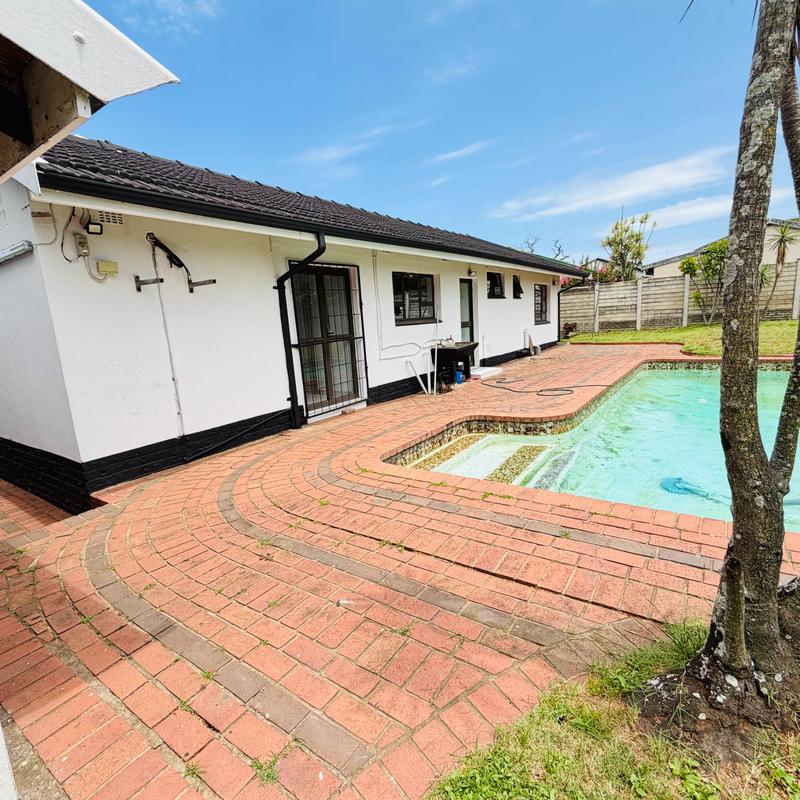 3 Bedroom Property for Sale in Athlone Park KwaZulu-Natal