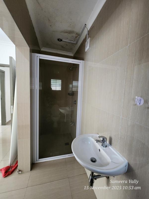 To Let 2 Bedroom Property for Rent in Overport KwaZulu-Natal