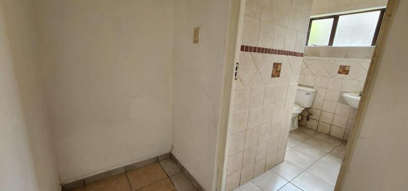 To Let 1 Bedroom Property for Rent in Widenham KwaZulu-Natal