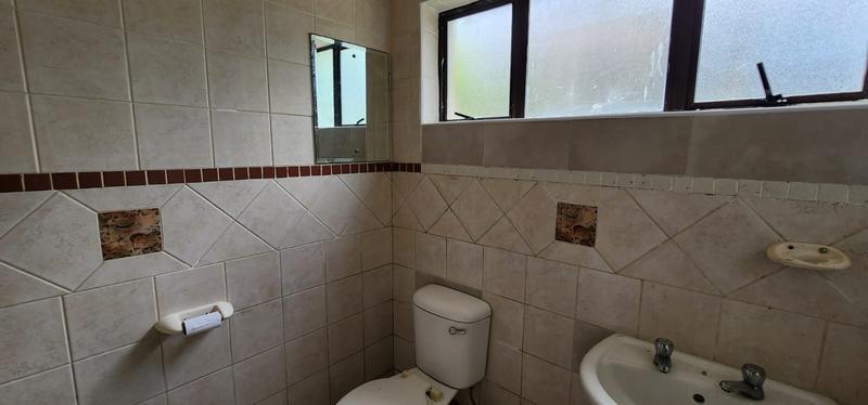 To Let 1 Bedroom Property for Rent in Widenham KwaZulu-Natal