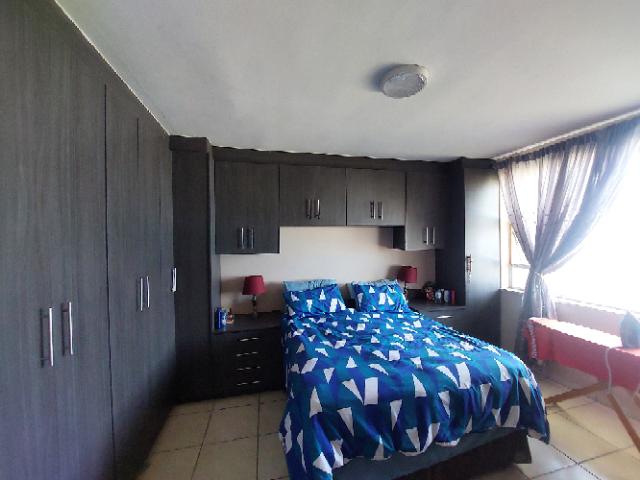 2 Bedroom Property for Sale in Amanzimtoti KwaZulu-Natal