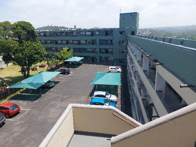 2 Bedroom Property for Sale in Amanzimtoti KwaZulu-Natal