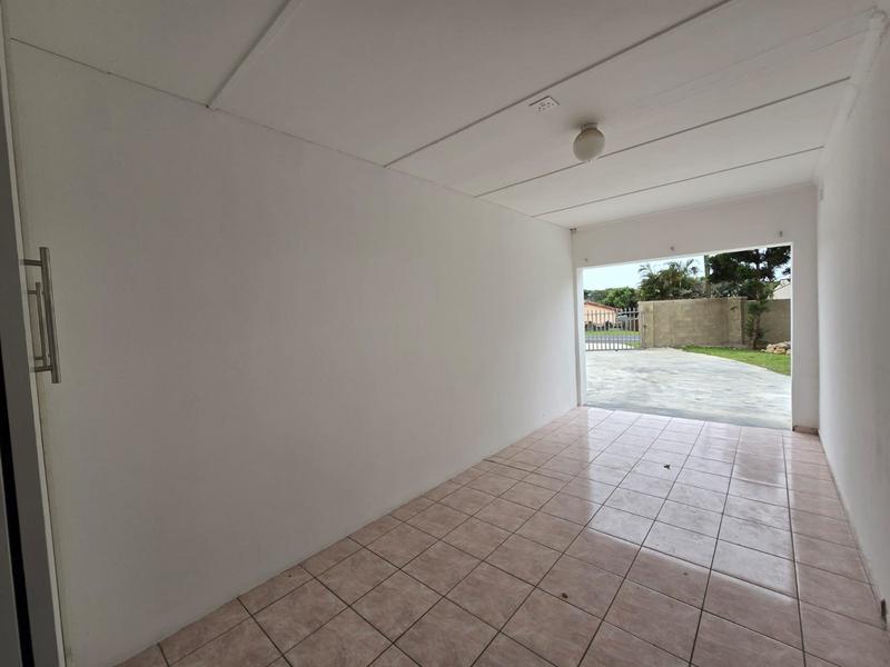 4 Bedroom Property for Sale in Sunwich Port KwaZulu-Natal