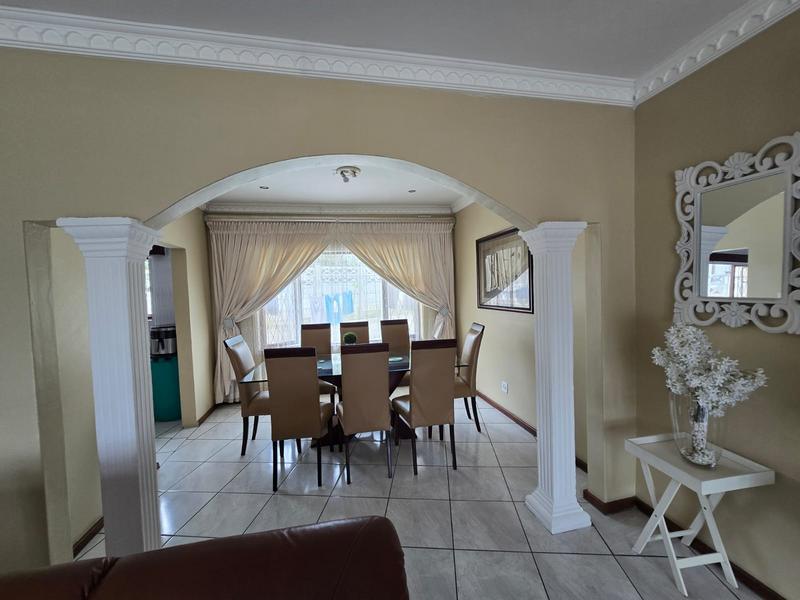 4 Bedroom Property for Sale in Sunwich Port KwaZulu-Natal