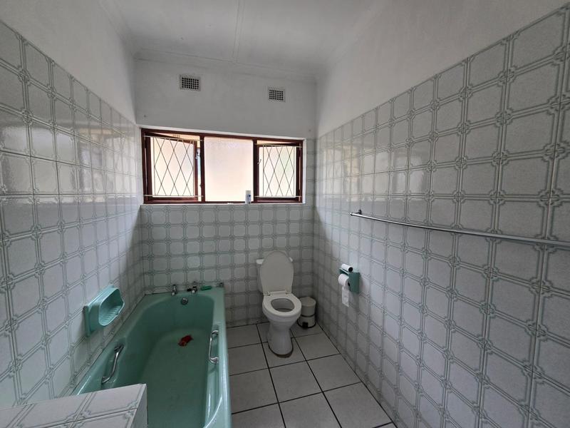 4 Bedroom Property for Sale in Sunwich Port KwaZulu-Natal