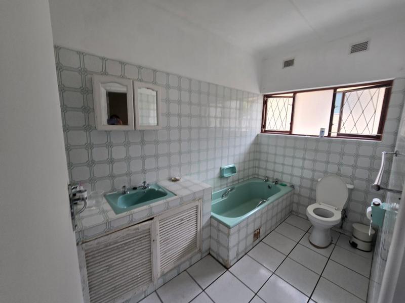 4 Bedroom Property for Sale in Sunwich Port KwaZulu-Natal