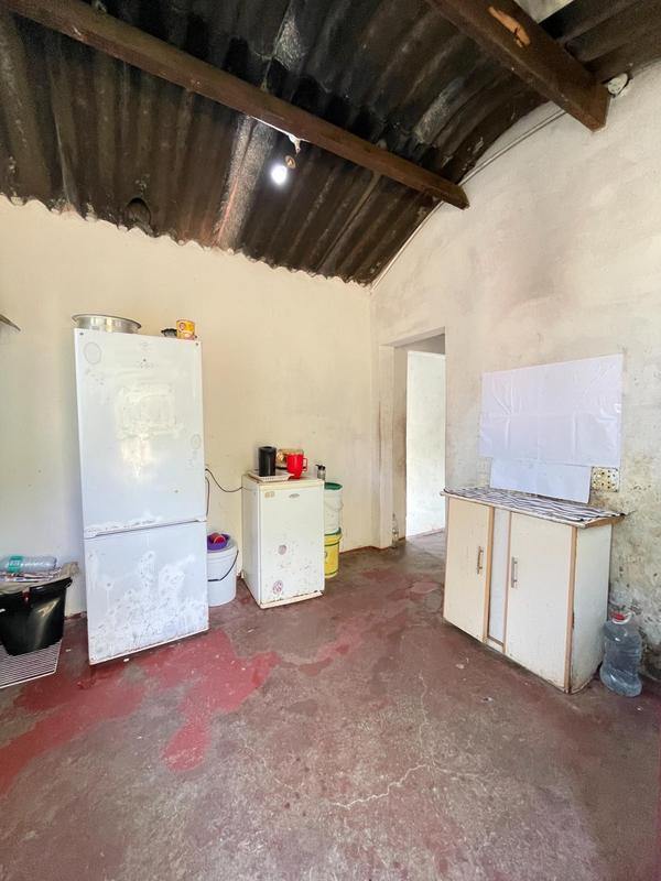 2 Bedroom Property for Sale in Umlazi KwaZulu-Natal