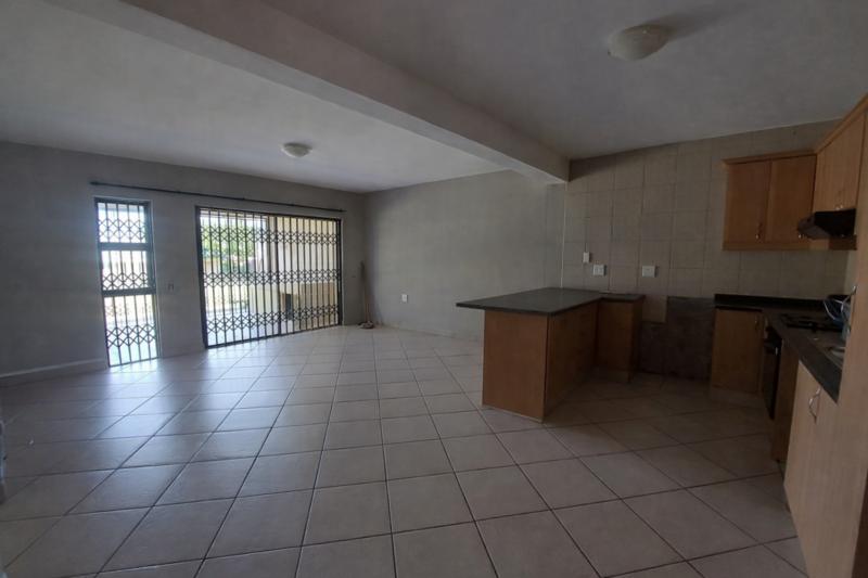 To Let 2 Bedroom Property for Rent in Margate KwaZulu-Natal