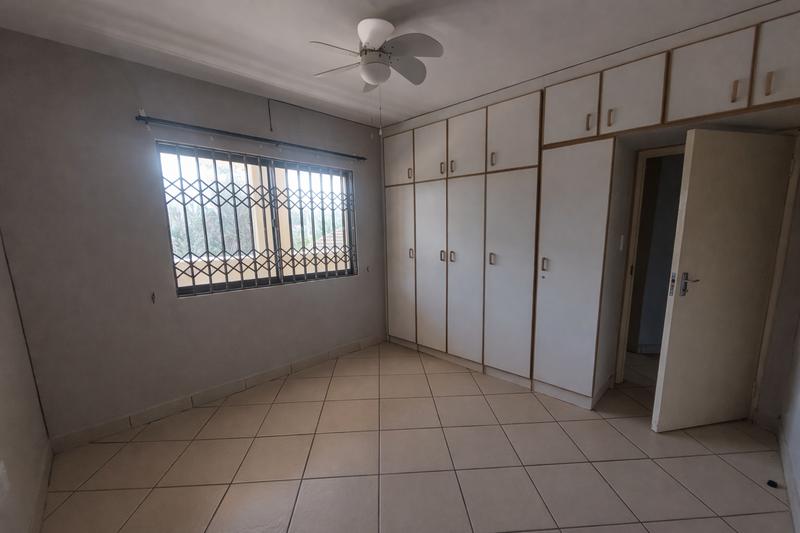 To Let 2 Bedroom Property for Rent in Margate KwaZulu-Natal