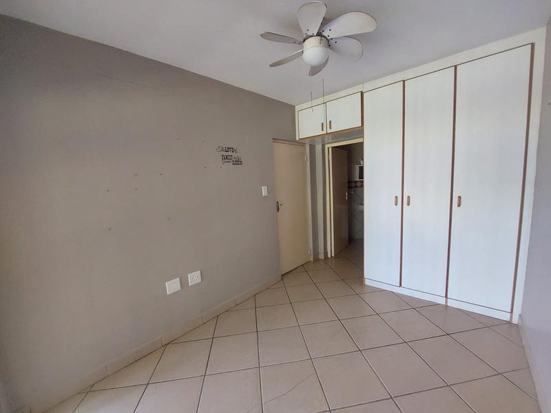 To Let 2 Bedroom Property for Rent in Margate KwaZulu-Natal