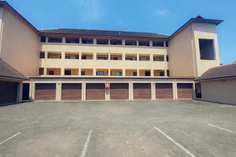 To Let 2 Bedroom Property for Rent in Margate KwaZulu-Natal