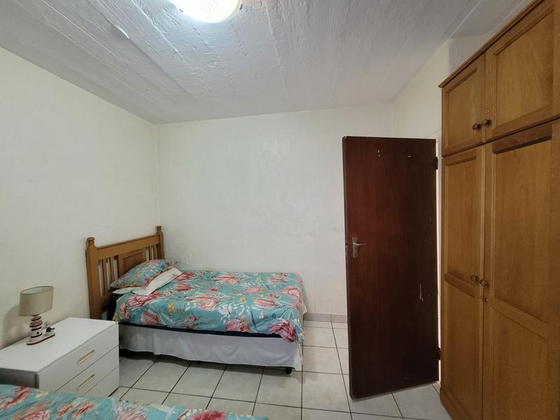 2 Bedroom Property for Sale in Manaba Beach KwaZulu-Natal