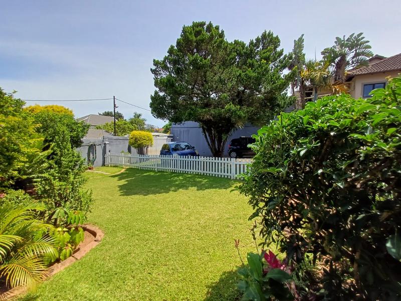 To Let 4 Bedroom Property for Rent in Durban North KwaZulu-Natal